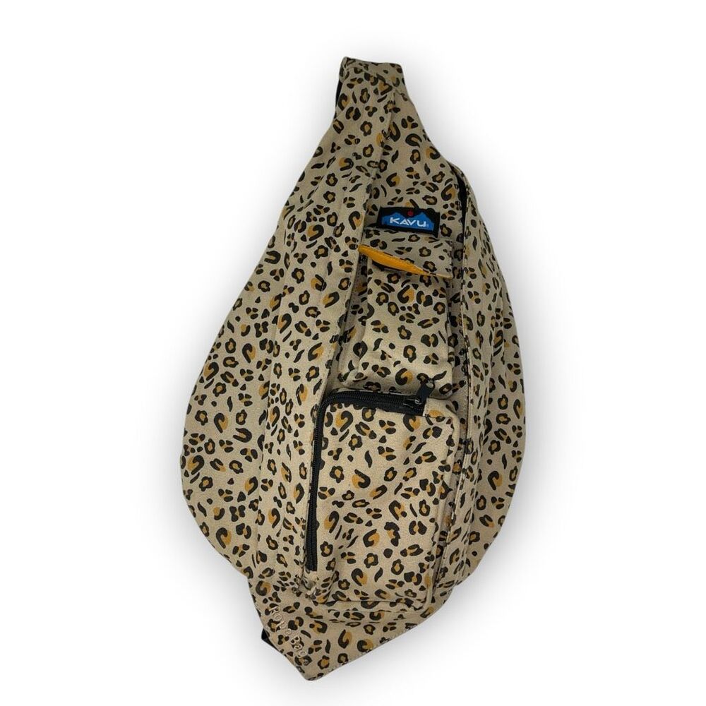 The Kavu Crossbody Rope Bag Cheetah Leopard Spot On Purse Sling Tan Brown Black